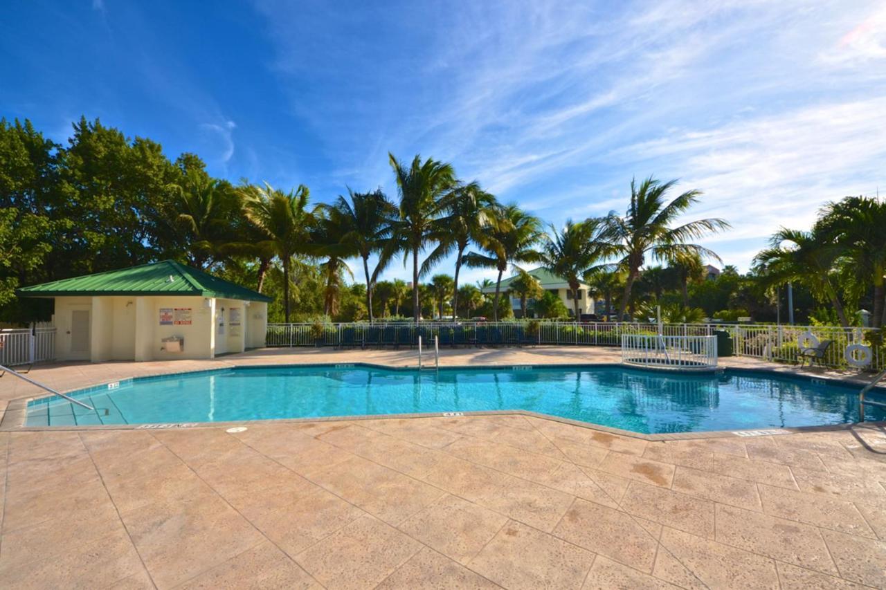 Sunrise Suites Martinique Suite #108 Ки-Уэст Экстерьер фото